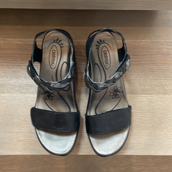 Aetrex Sylvia Adjustable Quarter Strap Heel in Black - Picture 2 of 9